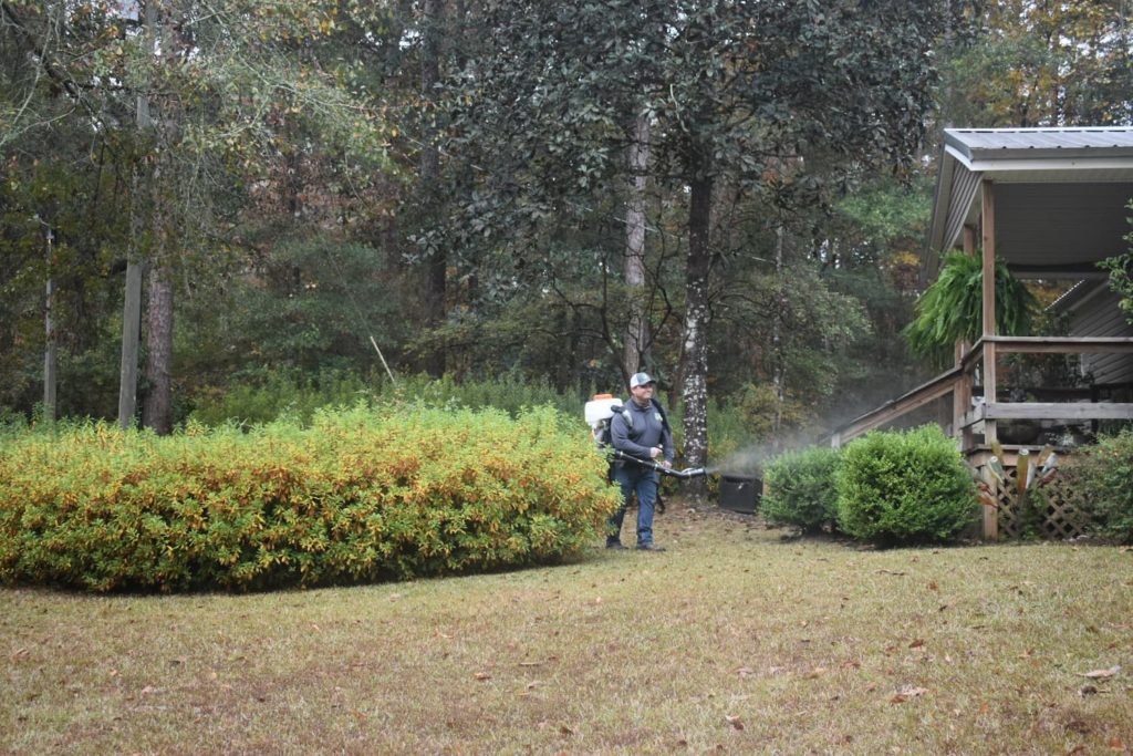 mosquito control services in Tallahassee, Florida